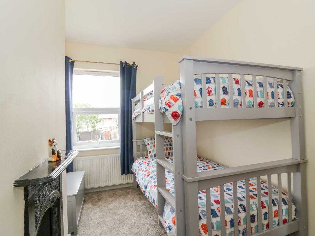 Sea View Cottage Frinton-on-Sea Exterior photo